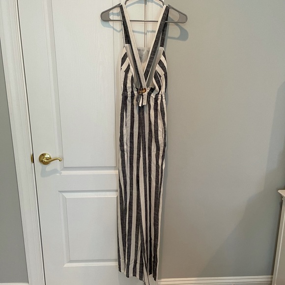 Forever21 Linen Blend Jumpsuit - Picture 7 of 8
